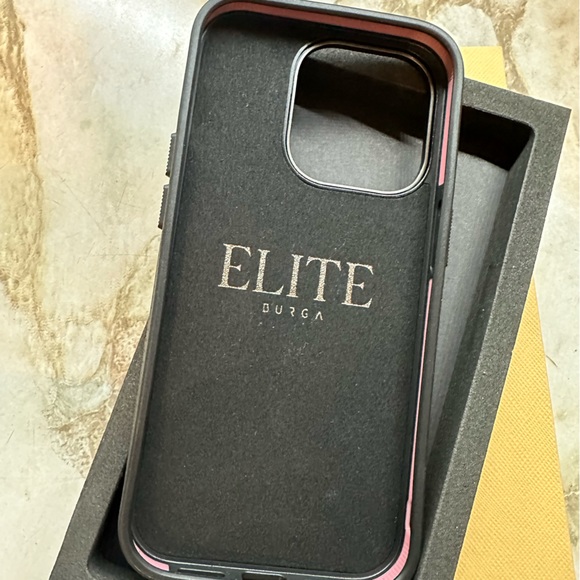 BURGA Pistachio Cheesecake Elite Gunmetal Trim MagSafe iPhone 14 Pro Case BNIB - Picture 2 of 6